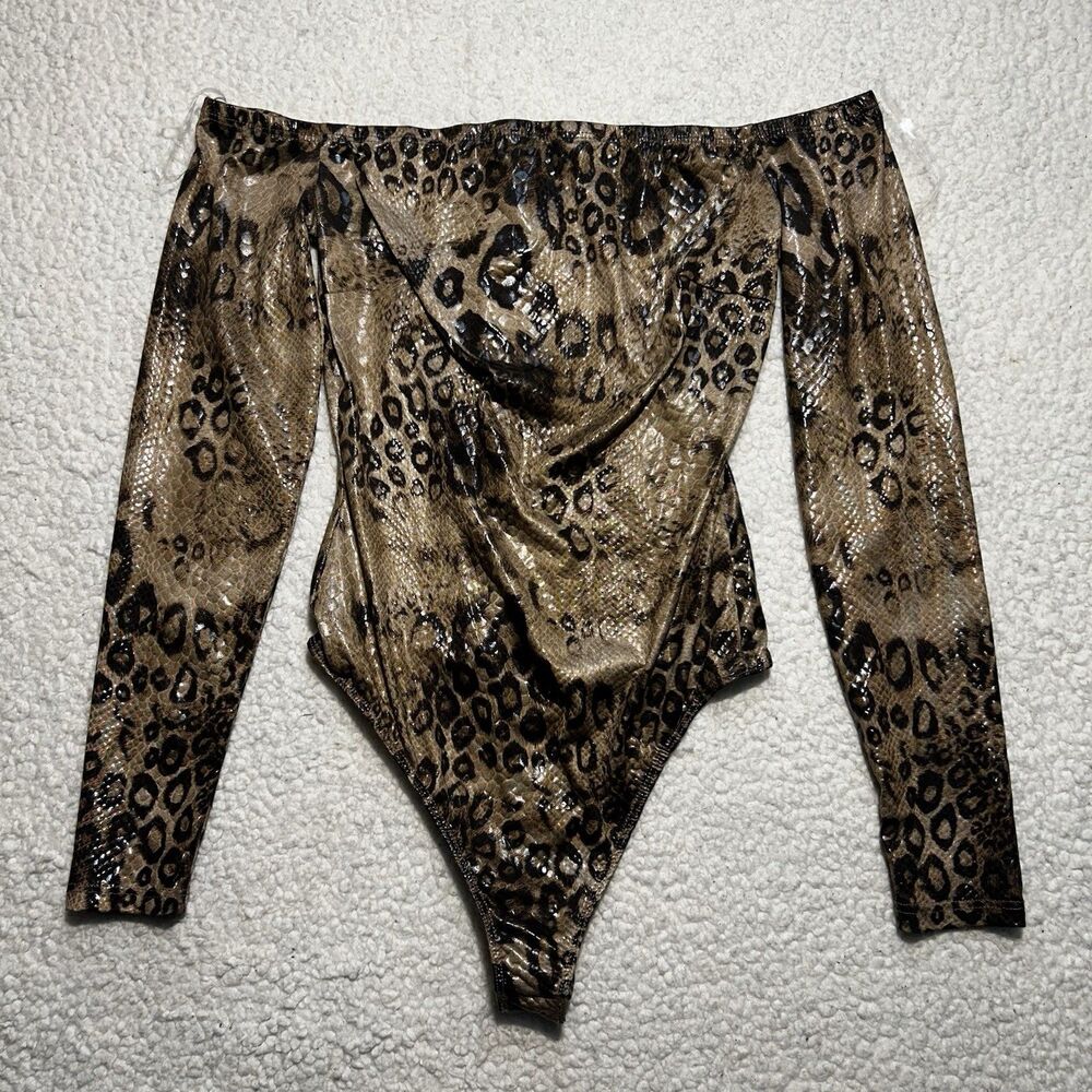 GUESS Sammi Animal Print Bodysuit S P Long Sleeve Off Shoulder Leopard Snakeskin
